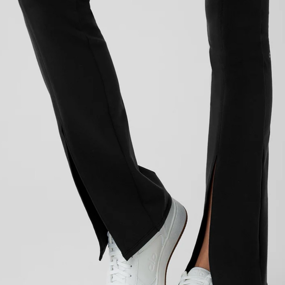 ALO Yoga Black Flutter Flare Yoga Pants - Picture 4 of 11